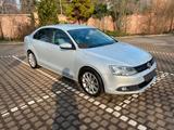 Volkswagen Jetta 1.4 TSI Highline Highline - Volkswagen Jetta aus 2012