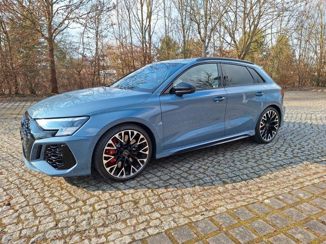 Audi RS3 RS 3 Sportback 2.5 TFSI quattro