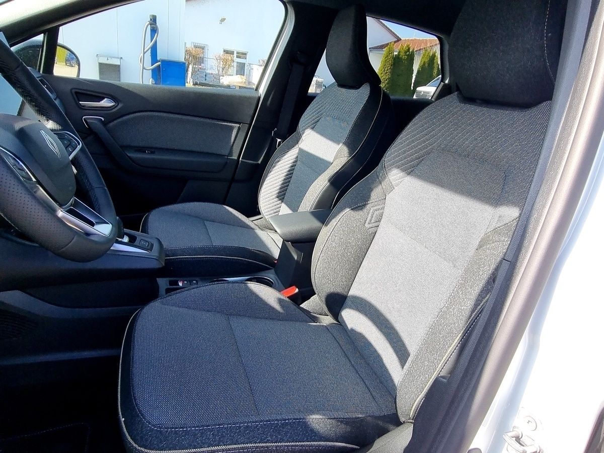 Fahrzeugabbildung Renault Captur Techno Mild Hybrid 140 EDC