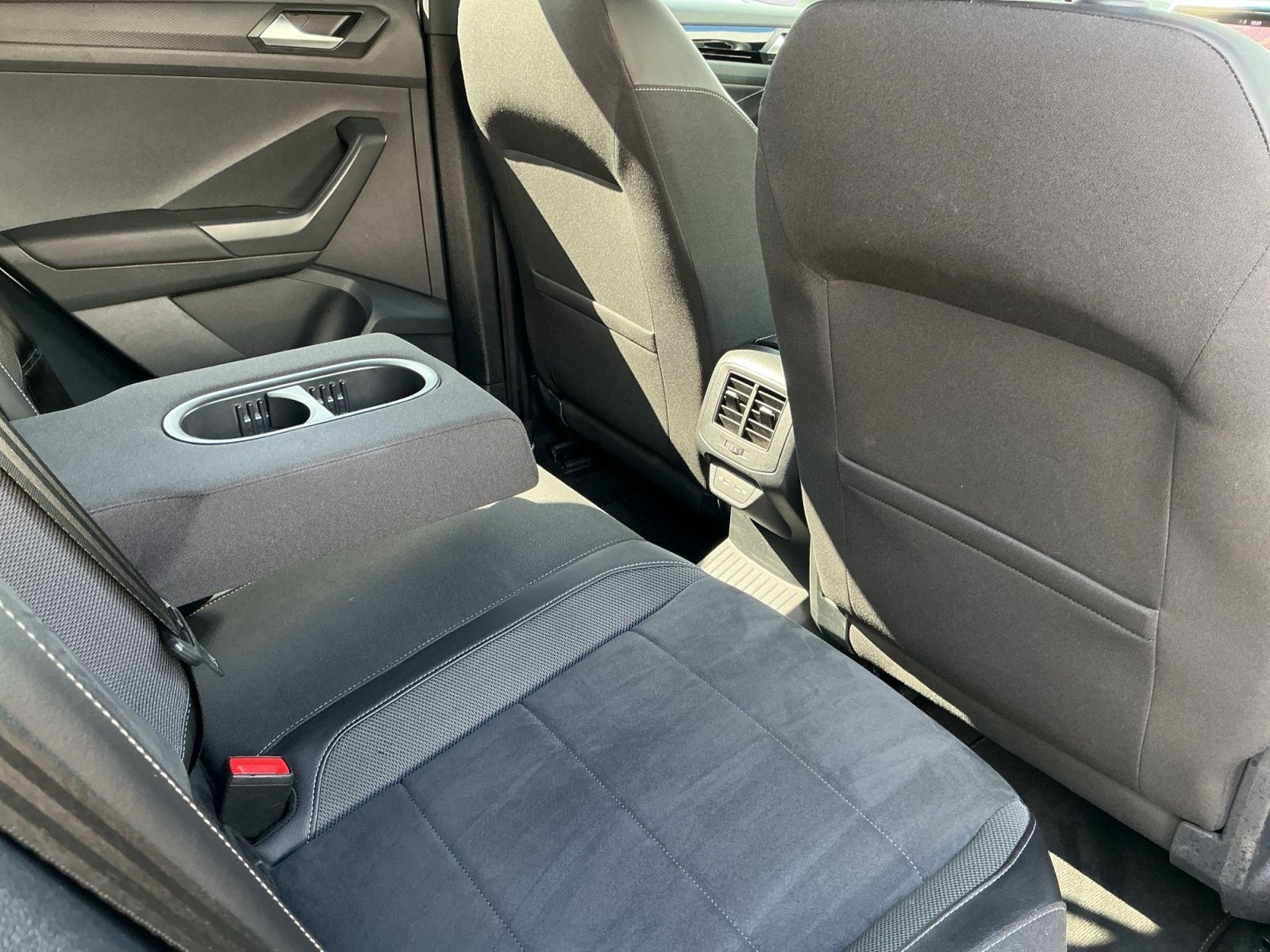Volkswagen T-Roc - Bild 16