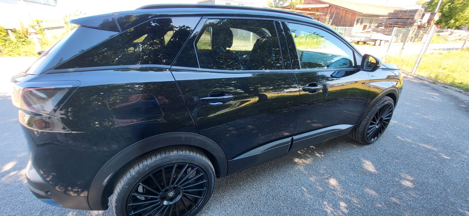 Peugeot 3008 Hybrid4 300 GT imagem 3