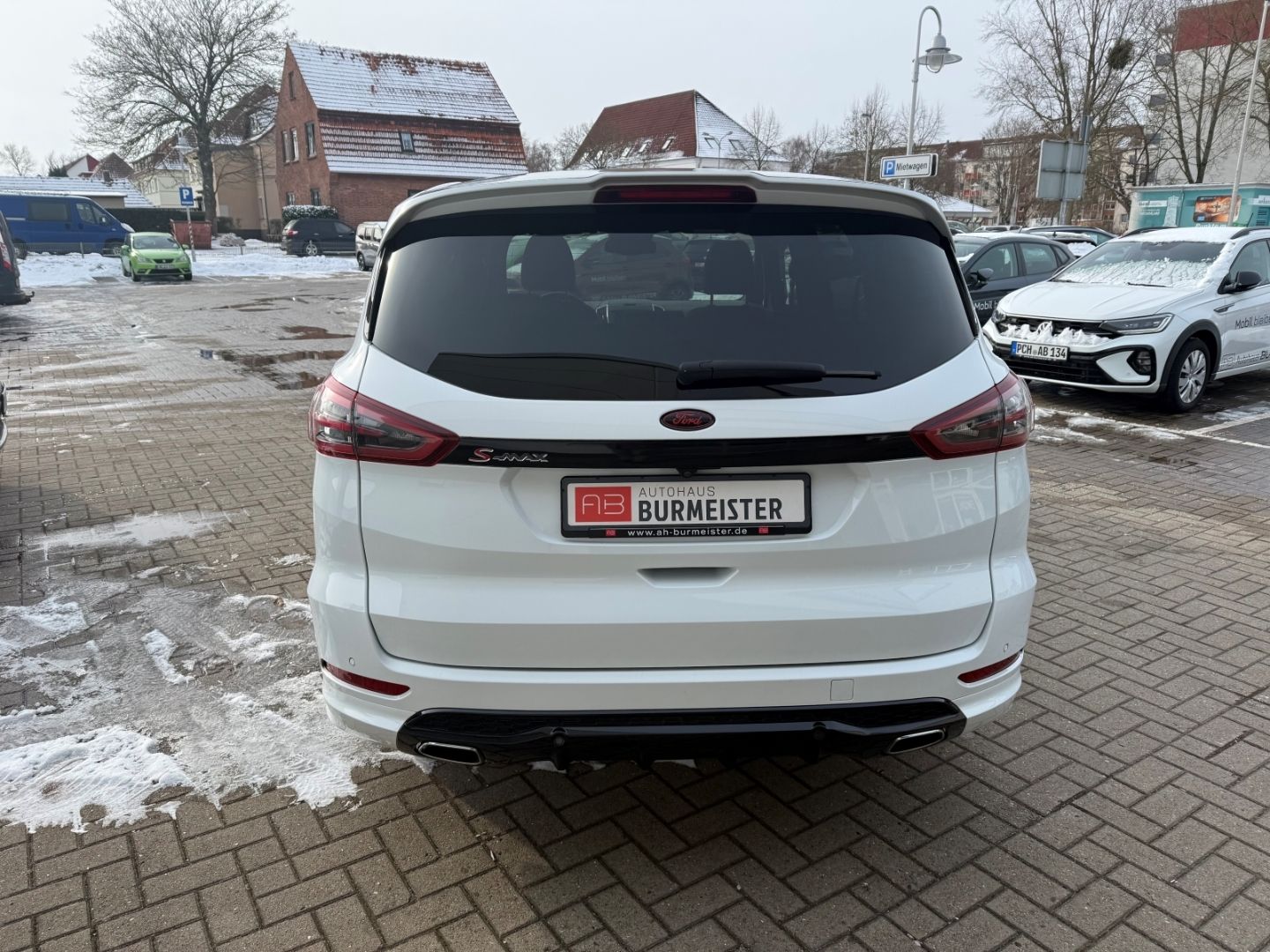 Fahrzeugabbildung Ford S-Max ST-Line ACC LED TWA RFK Pano AHK Navi el.