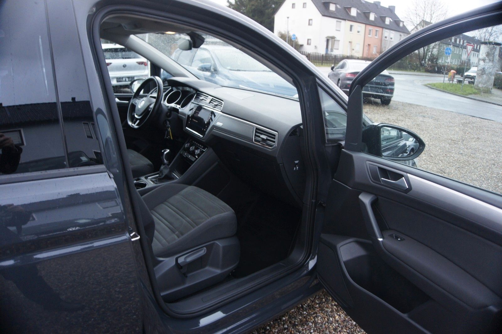 Fahrzeugabbildung Volkswagen Touran Comfortline BMT/Start-Stopp