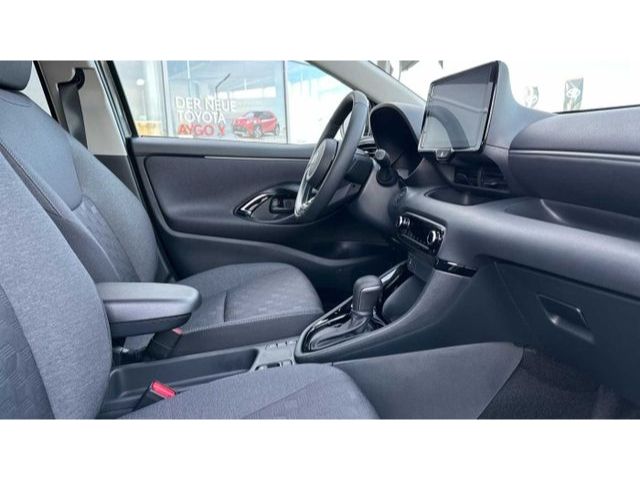 Fahrzeugabbildung Toyota Yaris 1.5 Hybrid Team Deutschland Comfort-Paket