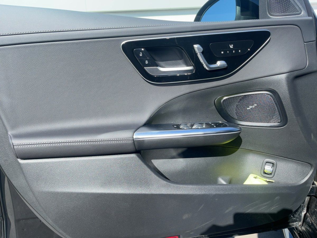 Fahrzeugabbildung Mercedes-Benz C 220 d T-Modell AMG/Night/360°/Dig.-Light/AHK