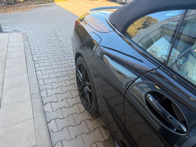 BMW M8 Competition xDrive Cabrio / LASER / M-DRIVERS BMW M8 Competition xDrive Cabrio / LASER / M-DRIVERS