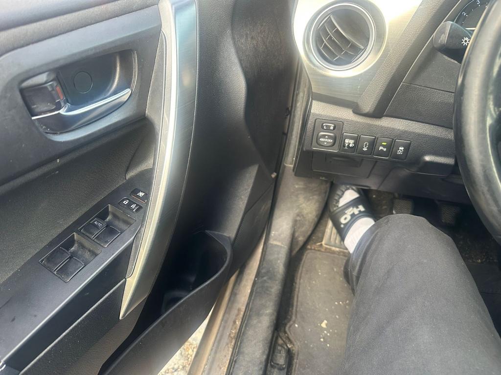 Toyota Auris Touring Sports