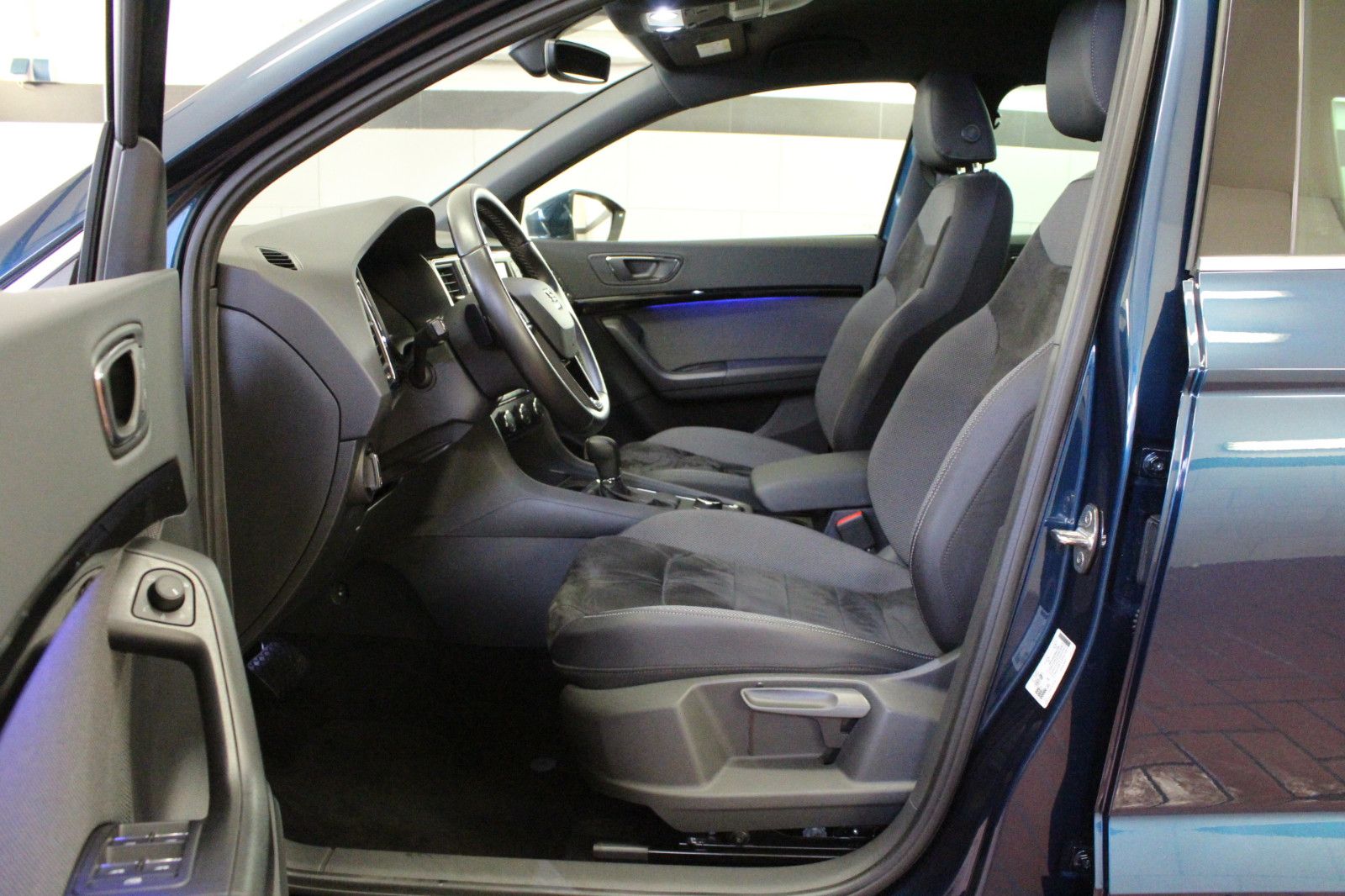 Fahrzeugabbildung SEAT Ateca 1.5 TSI ACT 110kW Xcellence DSG *Winterräd