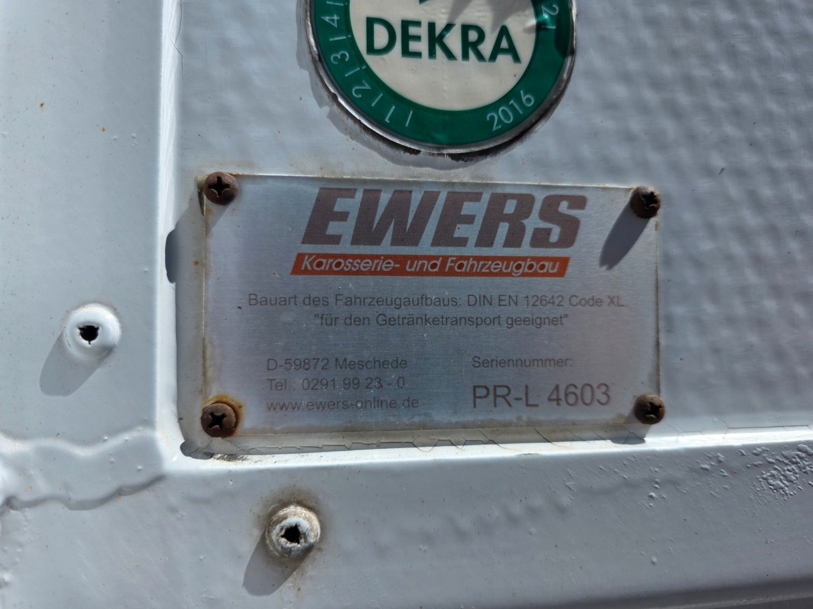 Fahrzeugabbildung Andere Ewers PRASQ18 Schwenkwand SAF LBW Bär 2.500kg