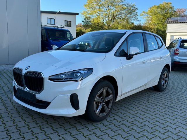 BMW 216 Active Tourer *NAVI*LED*SHZ*KAM*PREMIUM  P*