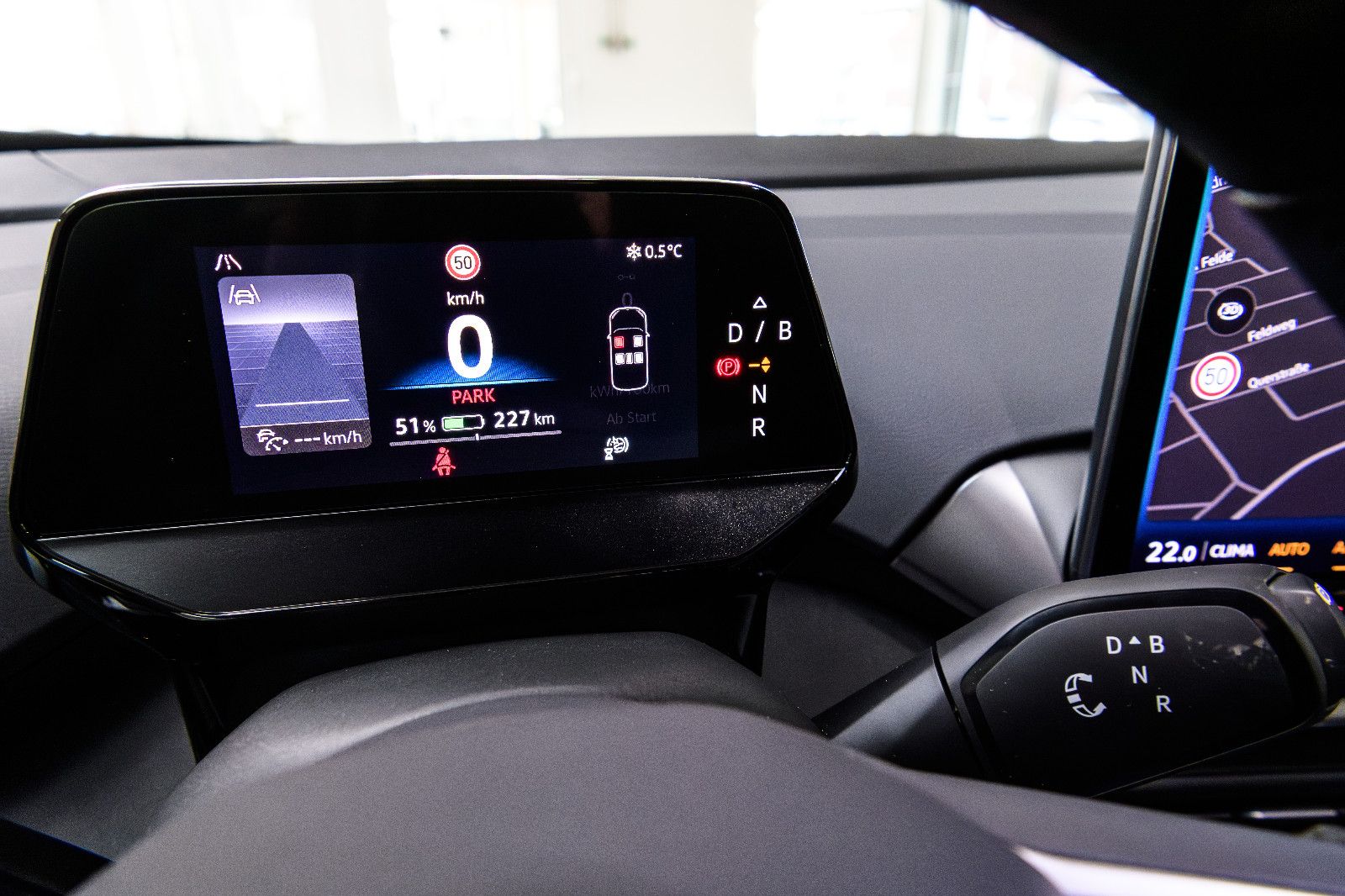 Fahrzeugabbildung Volkswagen ID.4 Pro IQ-LED+NAVI+ACC+WÄRMEPUMPE+SHZ