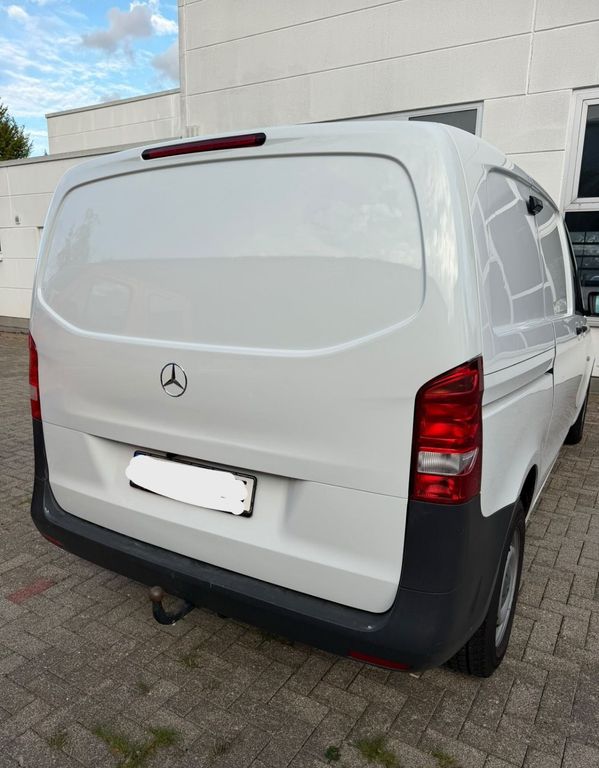 Image of Mercedes-Benz Vito