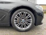 BMW 530d Touring SportLine AHK HeadUp Harman DrivAss - BMW 530 in Bielefeld
