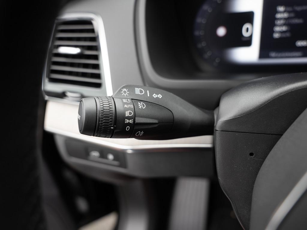 Volvo XC90 T8 Ultra Dark Recharge AWD HUD STANDHZ LED