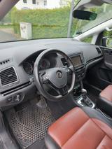 Volkswagen Sharan 2.0 TDI SCR 135kW DSG Highline Highline - VW Sharan Gebrauchtwagen in Düsseldorf