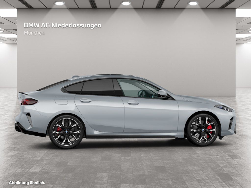 BMW 220 Gran Coupé - Bild 11
