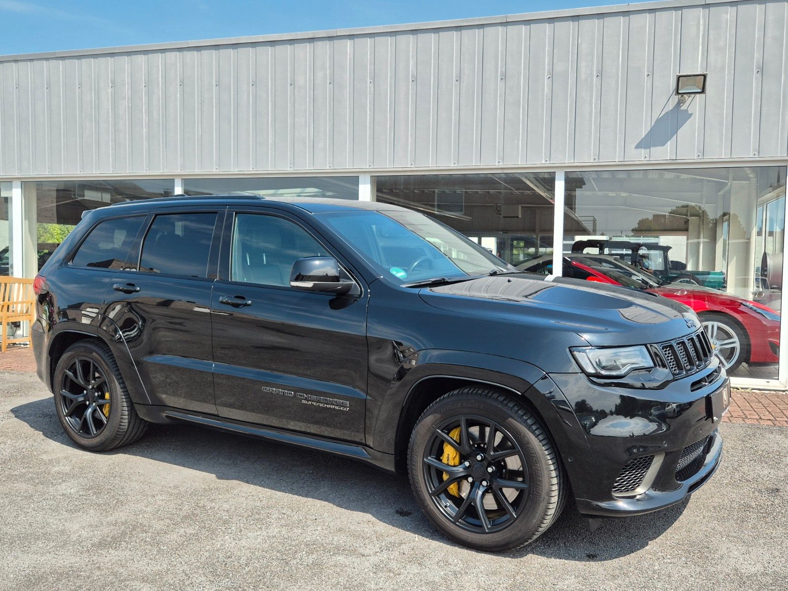 Fahrzeugabbildung Jeep Grand Cherokee Trackhawk/1A Historie/Gasanlage