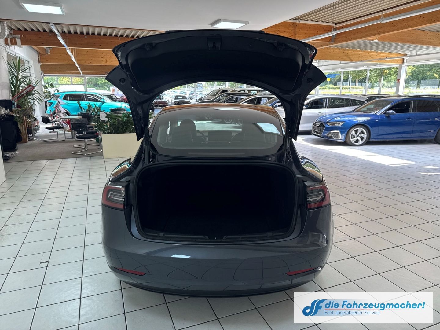 Fahrzeugabbildung Tesla Model 3 Long Range RWD Soundsystem ACC El. Heckk