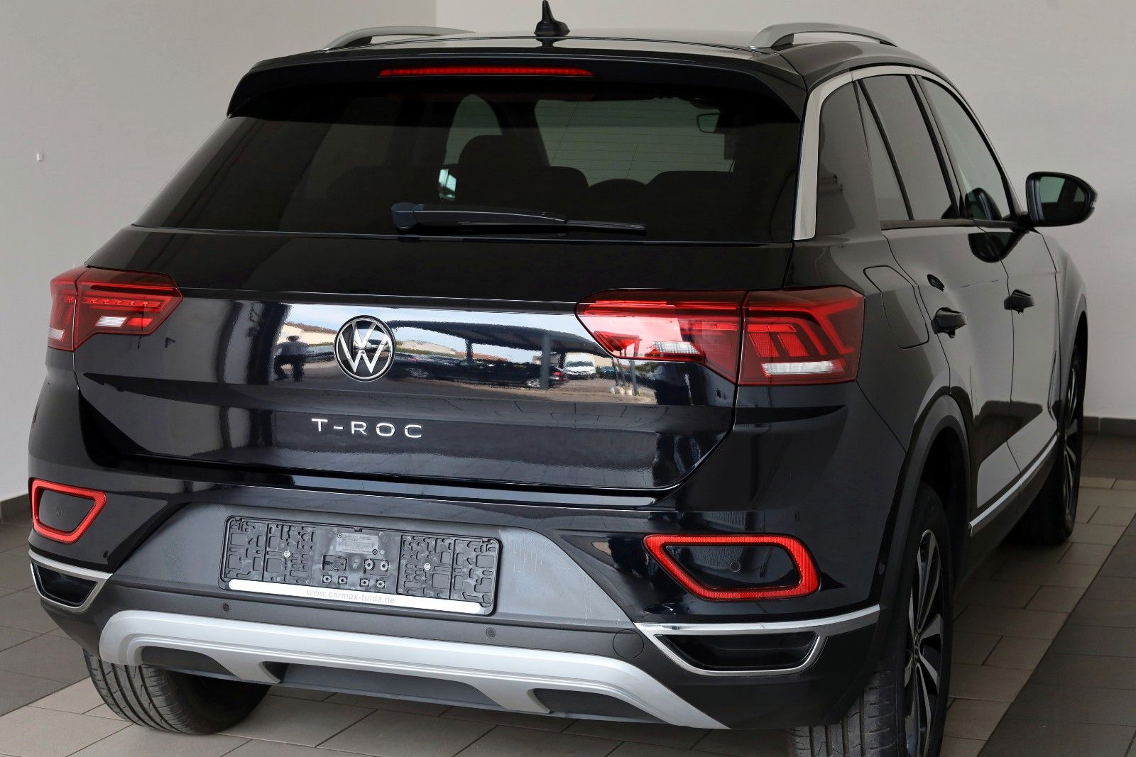 Fahrzeugabbildung Volkswagen T-Roc Style T.Leder,Navi,LED,ACC,SH,PDC,SR+WR