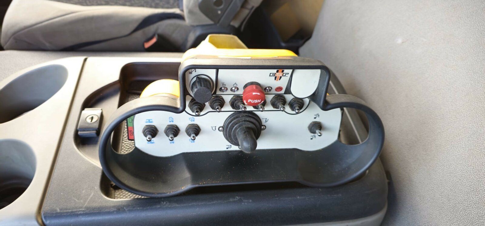 Fahrzeugabbildung DAF RSP ESE 26/7 / Saugbagger
