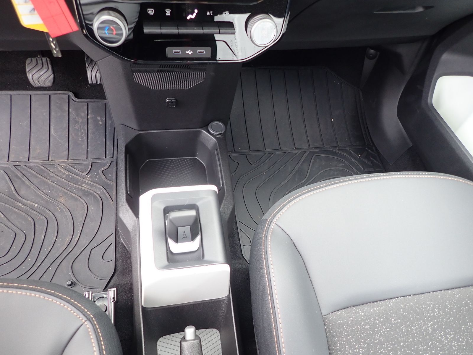 Fahrzeugabbildung Dacia Spring ELECTRIC 65 EXTREME , NAVI,AC,EPH,KAMERA