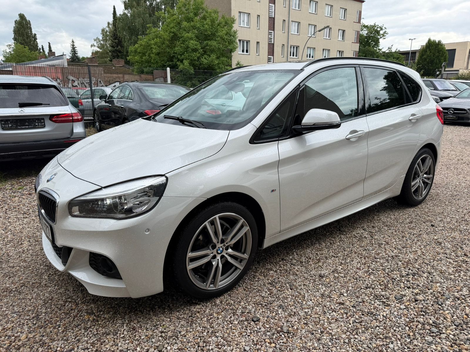 BMW 220 Active Tourer* M- Sport Paket*Panorama*Top