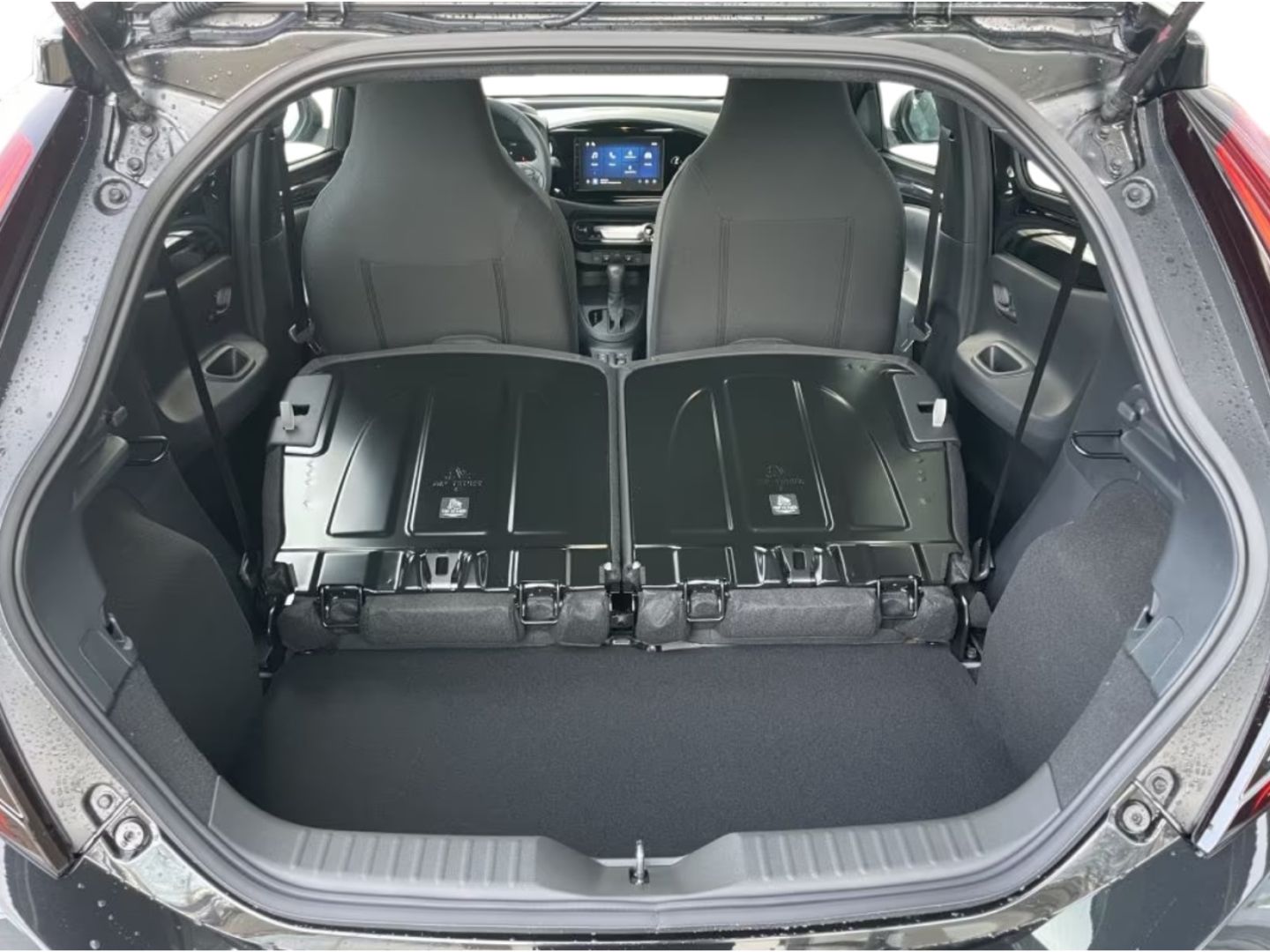 Toyota Aygo (X) - Bild 8