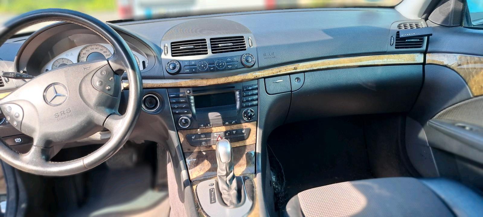 Mercedes-Benz E280 2006 — photo 7