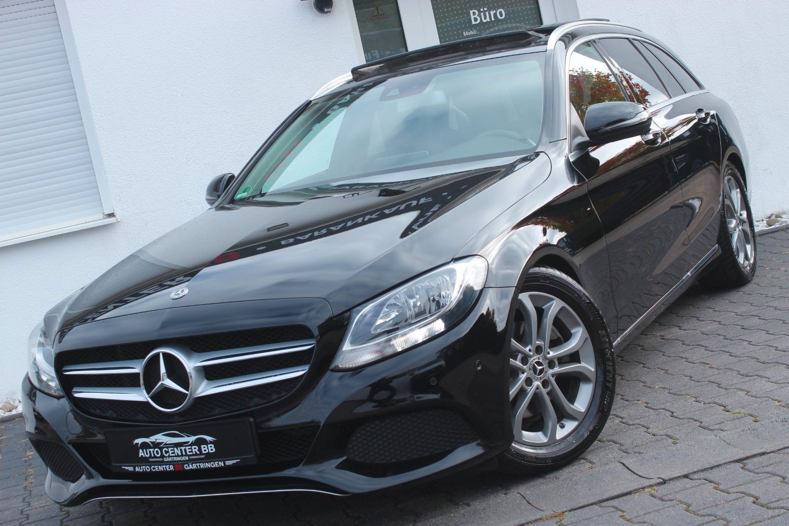 MERCEDES-BENZ C 220 d  AVANTGARDE 9G-TRONIC*COMAND*LEDER*