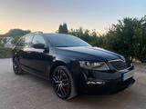 Skoda Octavia 2.0 TDI RS Combi RS - gebrauchte Skoda Octavia aus dem Jahr 2014