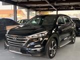 Hyundai Tucson 25 Jahre 4WD/Spur-Leder-Pano-AHK-VOLL - gebrauchte Hyundai TUCSON aus dem Jahr 2017