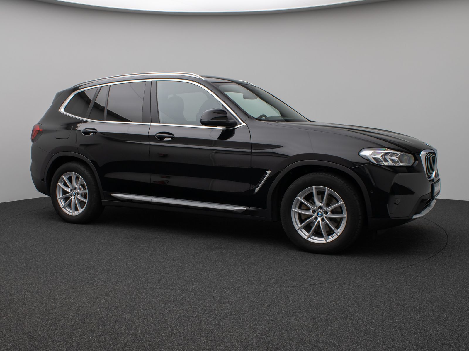 Fahrzeugabbildung BMW X3 xD20d Panorama Kamera DAB HiFi CockPit+ Sport