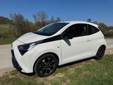 Toyota Aygo 1.0l x-play connect, Sitzheizung, Garantie