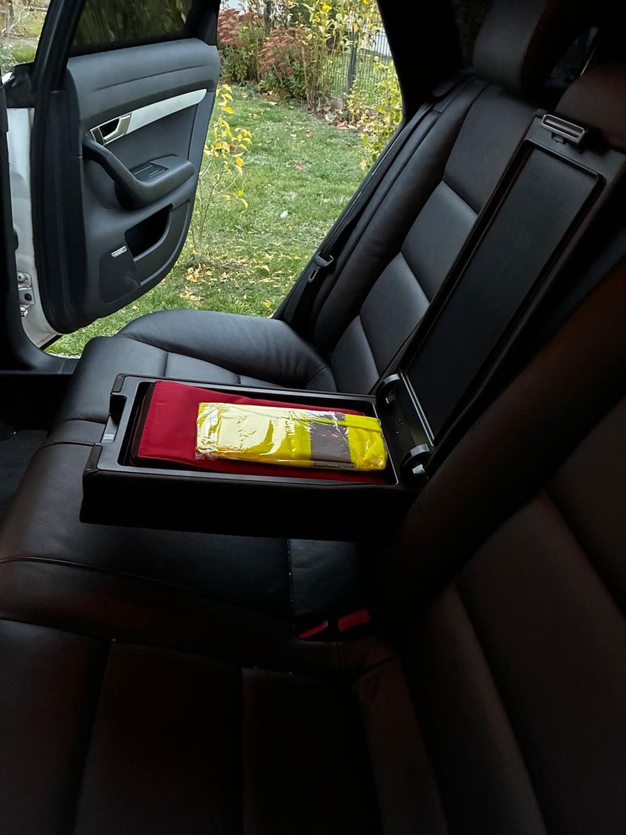 Audi Quattro 2011 — photo 8