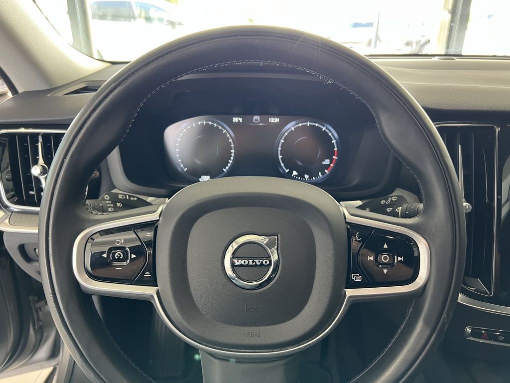 Volvo V60 Cross Country V60 CC B5 Pro AWD ACC BLIS Kamera Leder WinterPk
