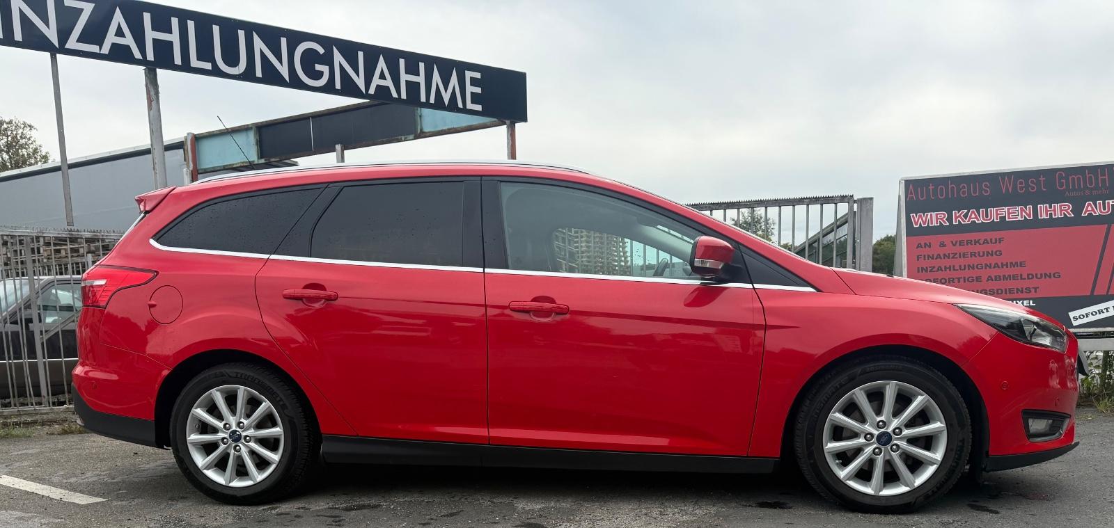 Ford Focus 2015 — photo 8