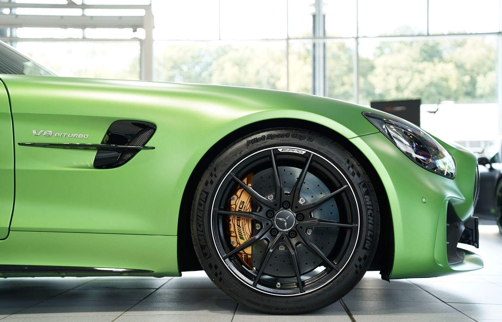 Mercedes Benz Amg Gt R