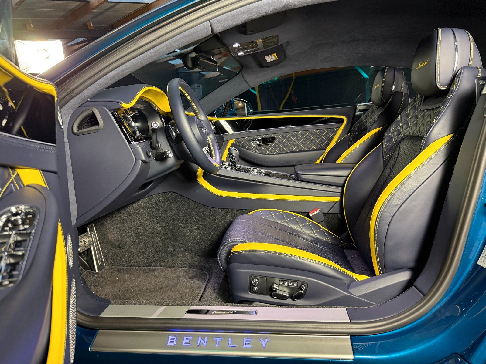 Fahrzeugabbildung Bentley Continental GT 6.0 W12 Speed Mulliner