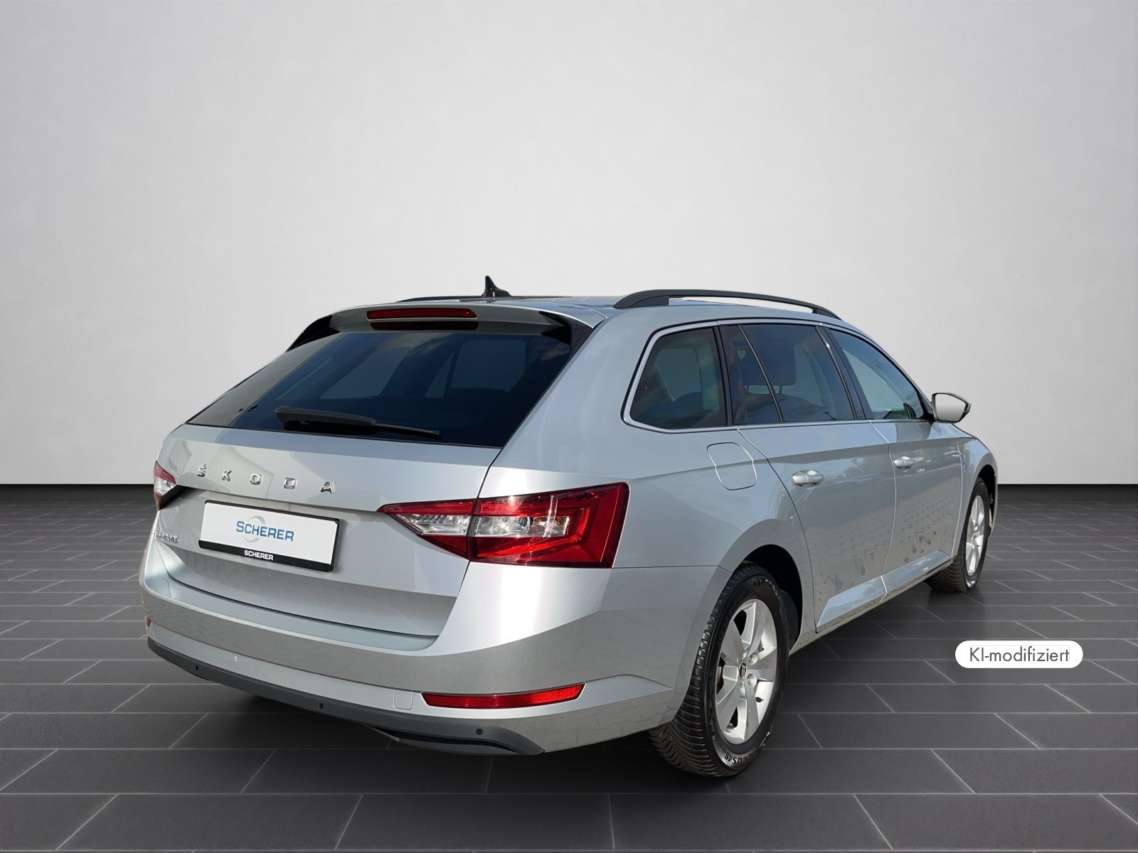 Skoda Superb - Bild 3