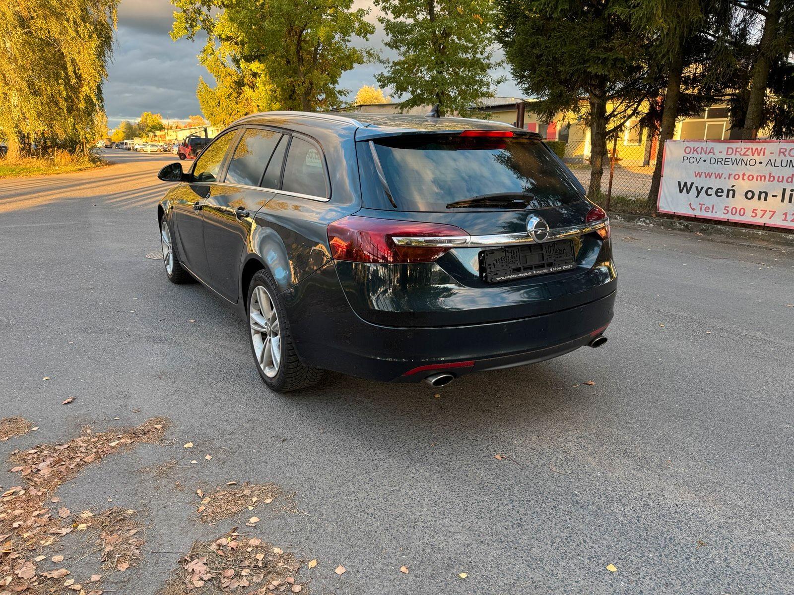 Opel Insignia 2015 — салон