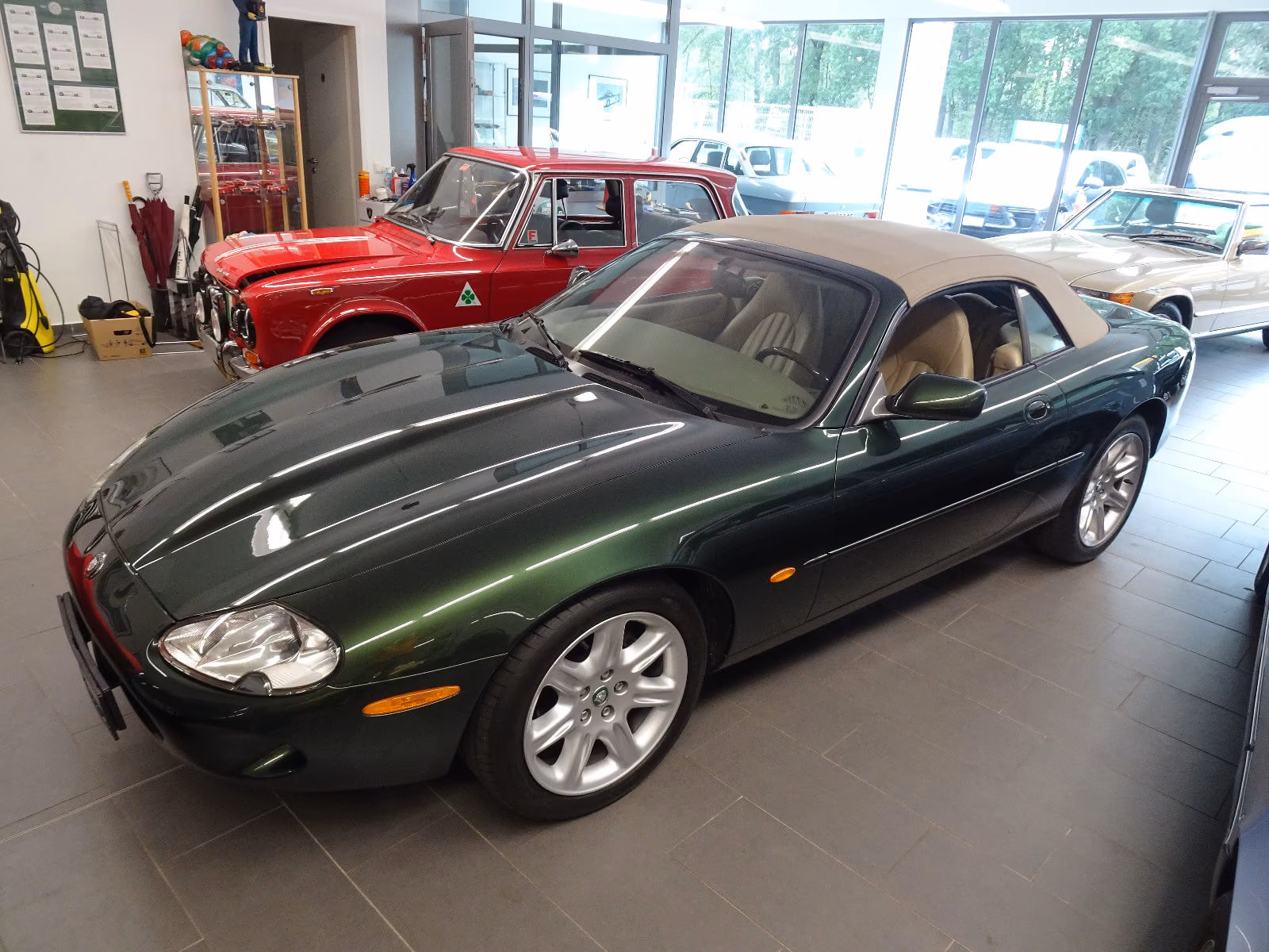 Jaguar XK8 Cabriolet erst 17200km