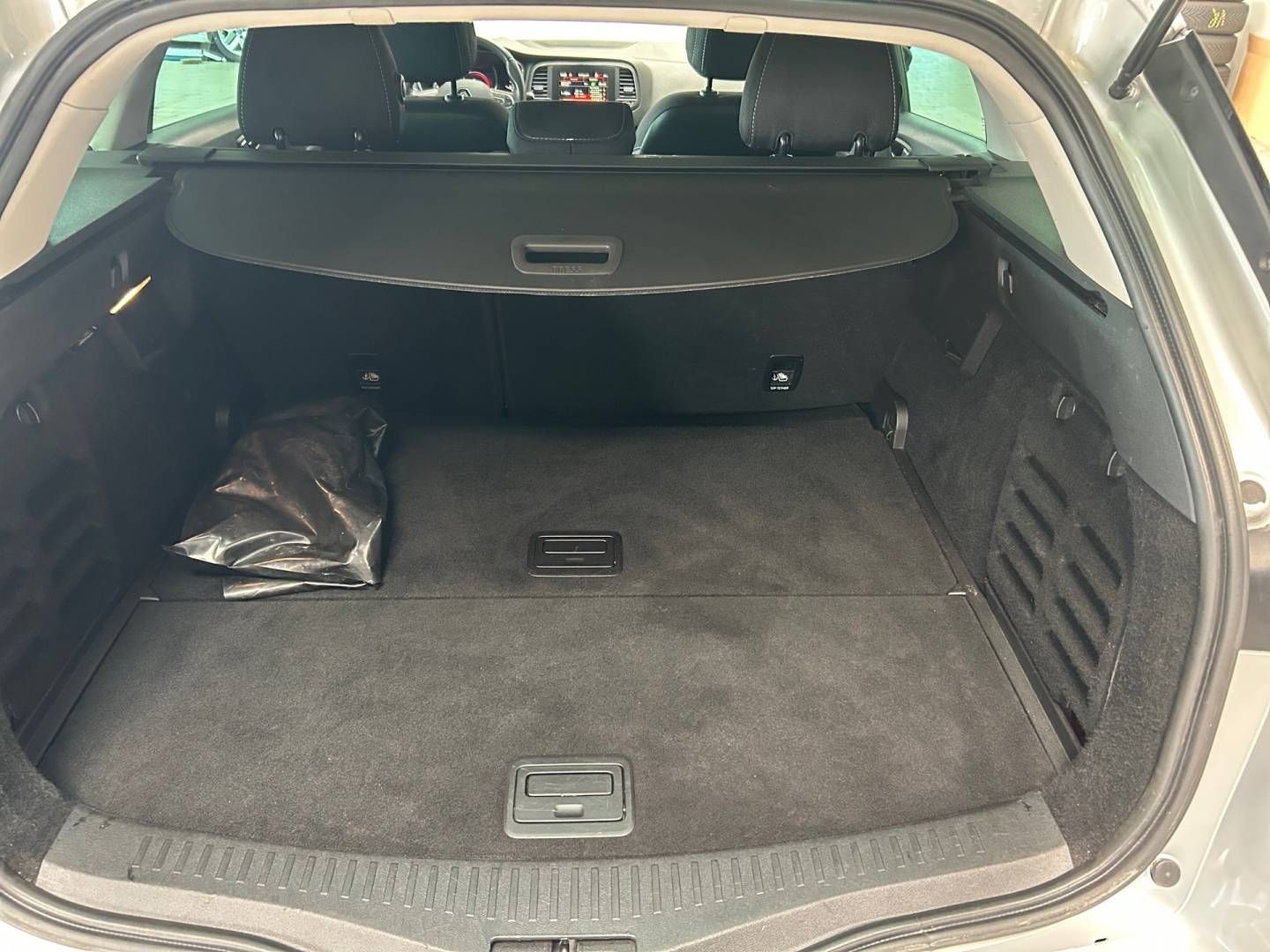 Fahrzeugabbildung Renault Megane Grandtour Blue dCi115 Limited Deluxe