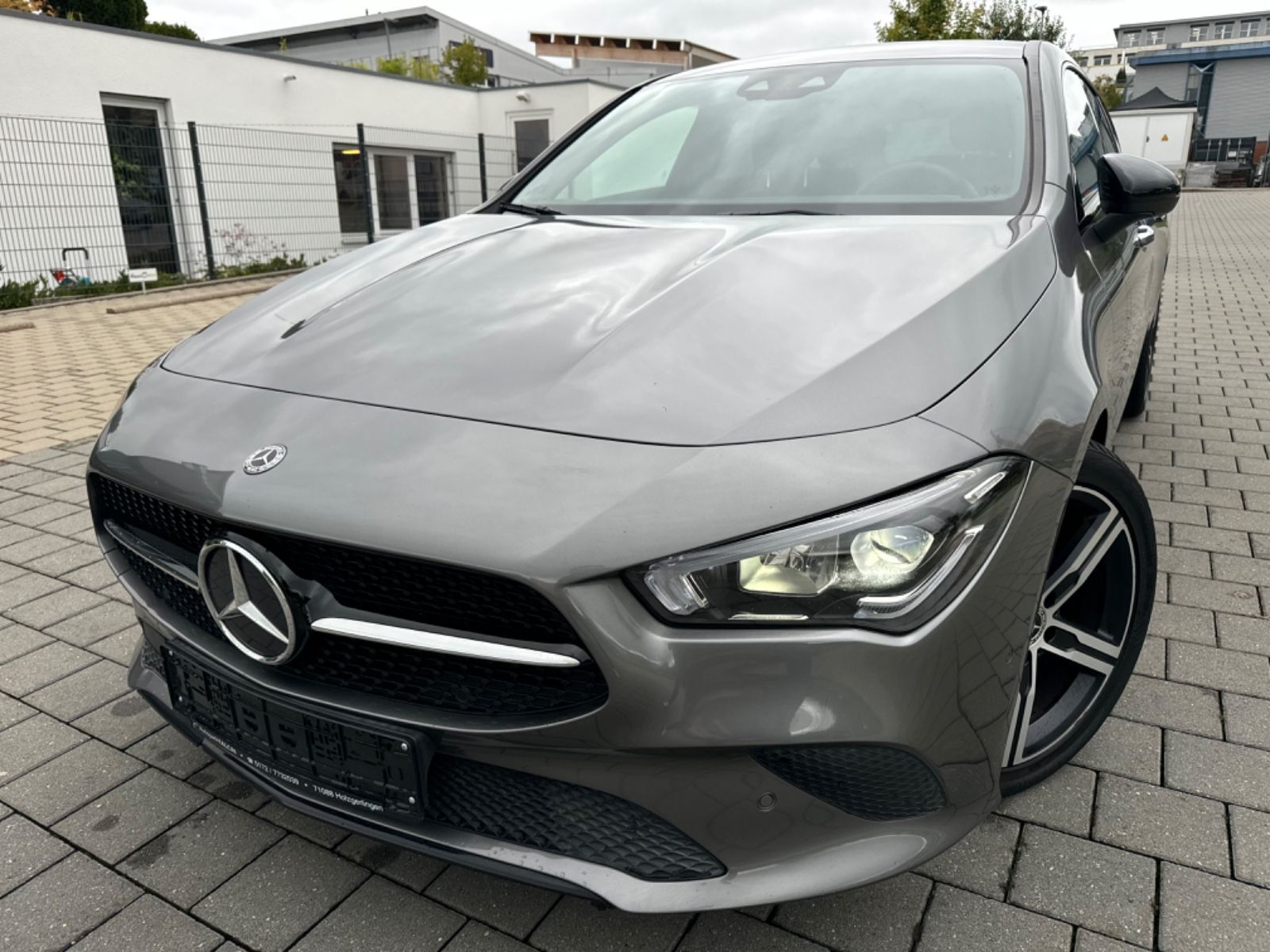 MERCEDES-BENZ CLA 200 SB *NAVI*LEDER*CAM*WIDE*AMBI-L*SPUR/TOTW