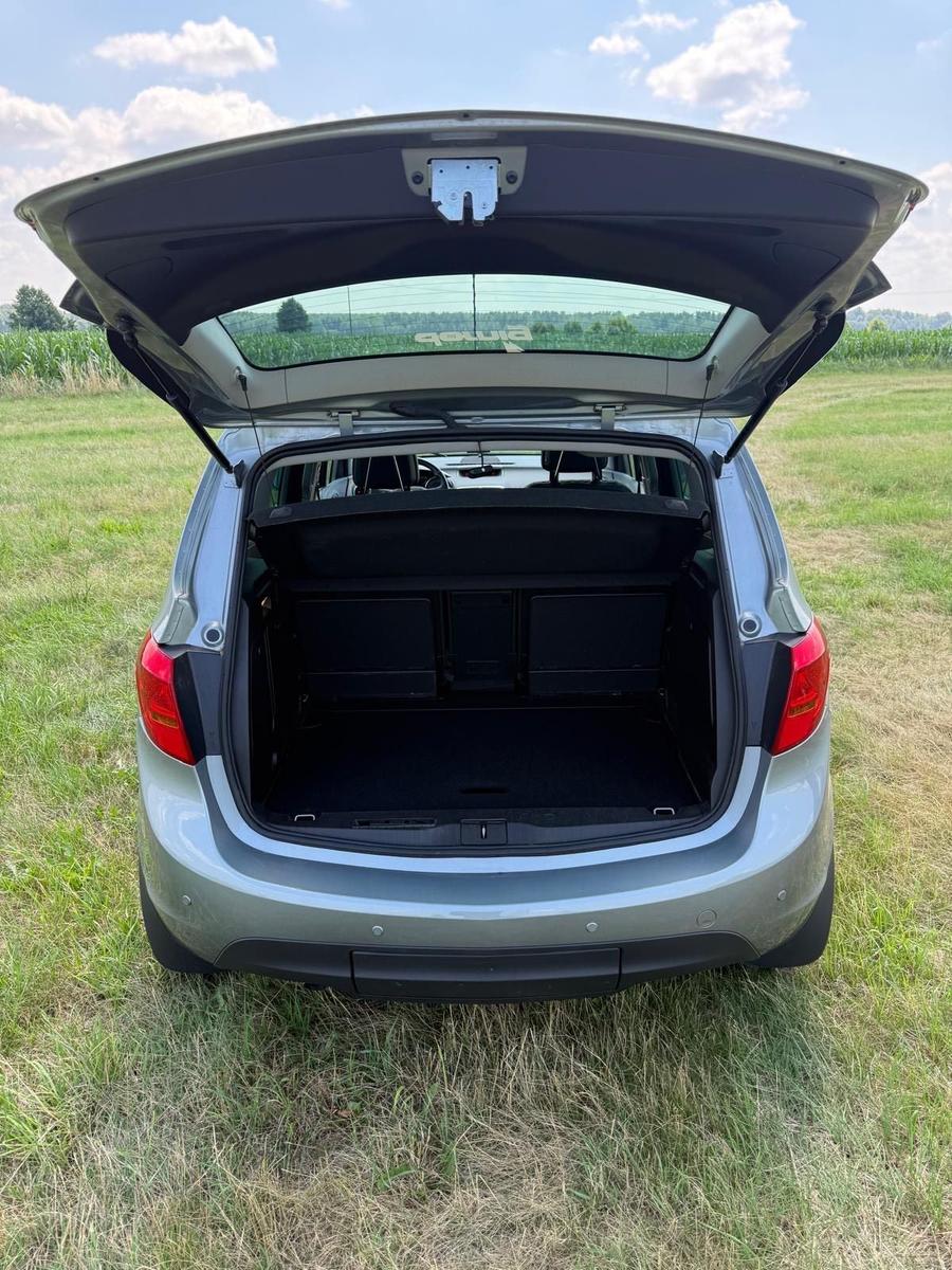Opel Meriva 2010 — photo 9