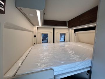 Westfalia Sven Hedin AUFSTELLDACH Lichtgrau SOLAR LITHIUM