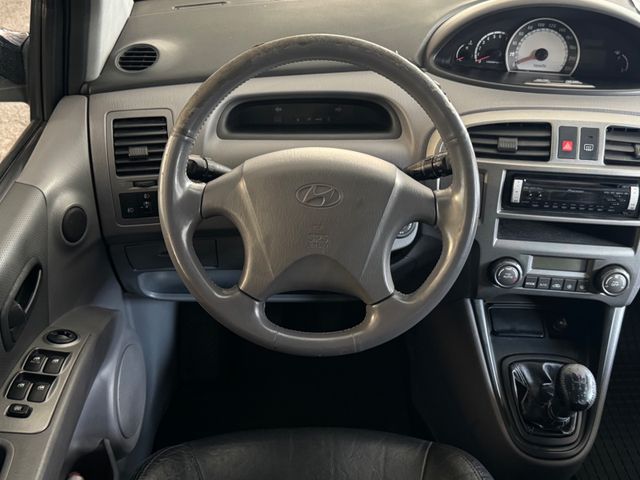 HYUNDAI Matrix Matrix 1.6*TÜV NEU*NUR 120TKM*KLIMA*SZHG*LEDER* - Bild 11