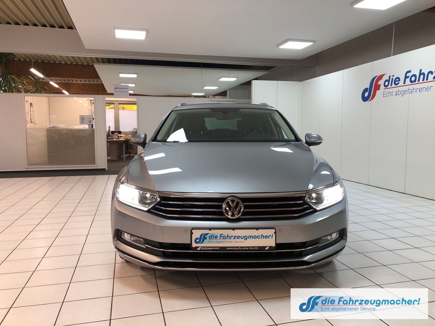 Fahrzeugabbildung Volkswagen Passat Variant Highline BMT Start-Stopp 2.0 TDI