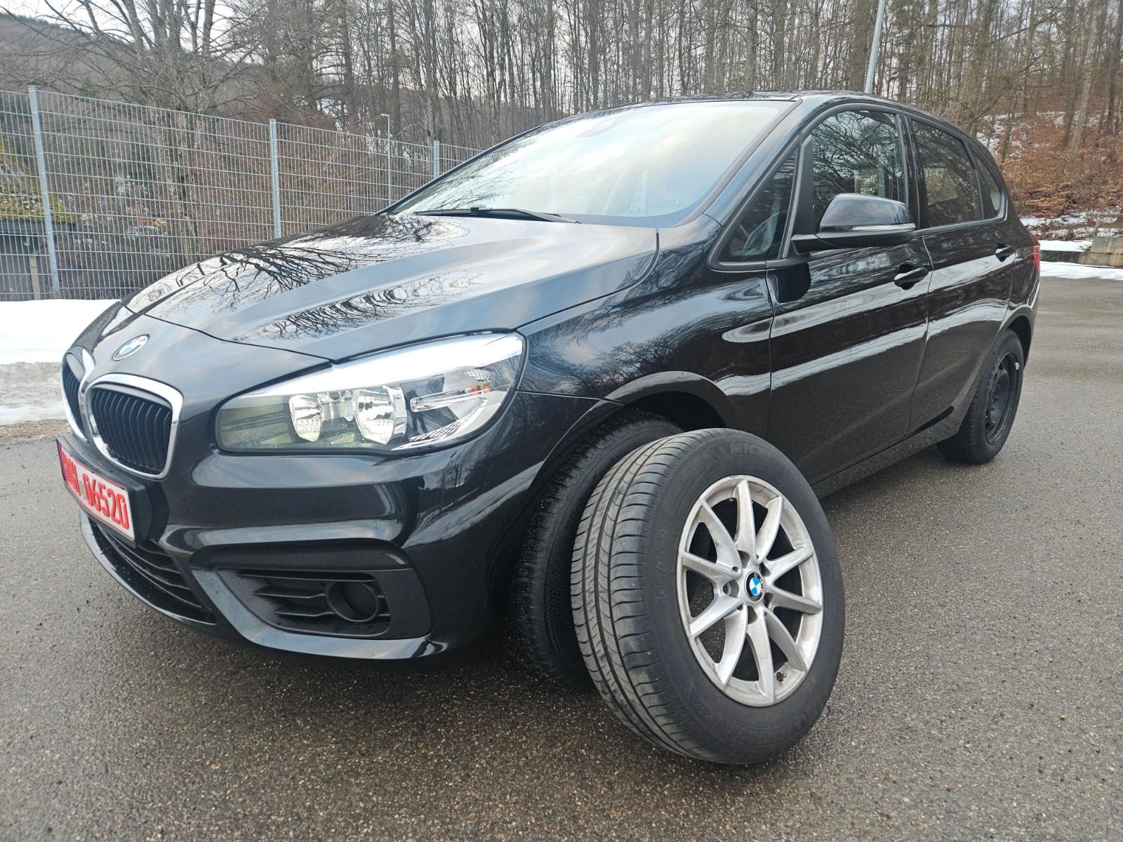 BMW 218 Active Tourer-KLM/MFL/SHZ/TEMP/NAVI/LED/ALU