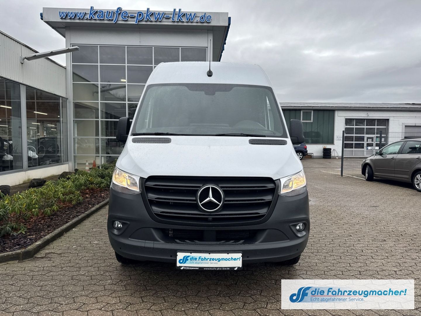 Fahrzeugabbildung Mercedes-Benz Sprinter III Kasten RWD AWD 317  CDI L2  Navi 36