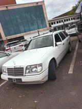 Mercedes-Benz W124 250D T - Mercedes-Benz 250: W124 D